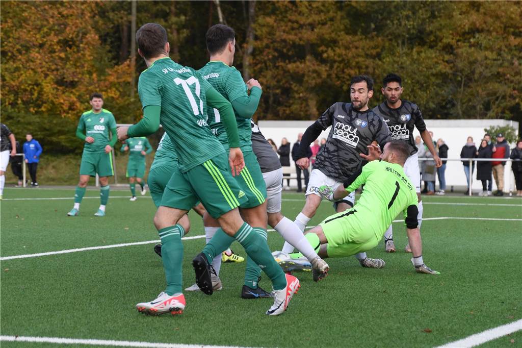 Im A-Liga-Derby hat sich der SV Lippramsdorf verdient mit 3:0 gegen den TuS Haltern II durchgesetzt.