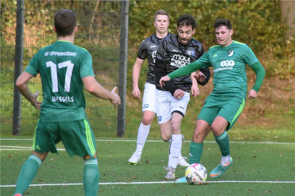 Im A-Liga-Derby hat sich der SV Lippramsdorf verdient mit 3:0 gegen den TuS Haltern II durchgesetzt.