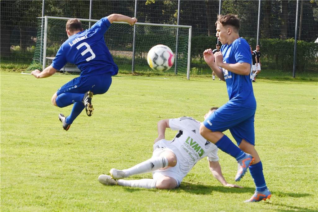 Im A-Liga-Derby setzte sich der SV Lippramsdorf knapp mit 2:1 gegen den TuS Sythen durch.