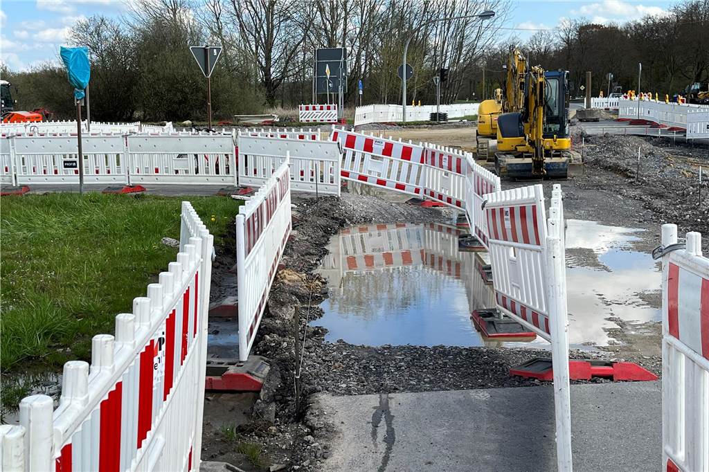 Die Themen des Jahres 2023: Herausforderungen, große Baustellen und Diskussionen Im April war die Sanierung des Radweges an der L810 noch in vollem Gange.