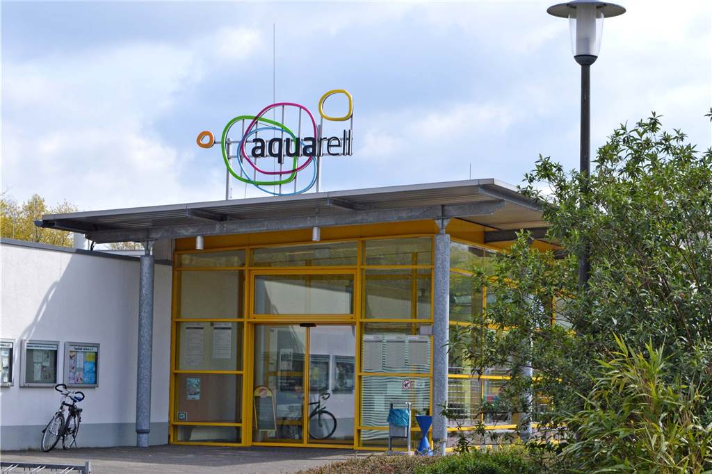 Wasser in den Halterner Schwimmbädern wird ab jetzt kälter Im Aquarell-Hallenbad senken die Stadtwerke die Temperatur um 1 Grad ab.