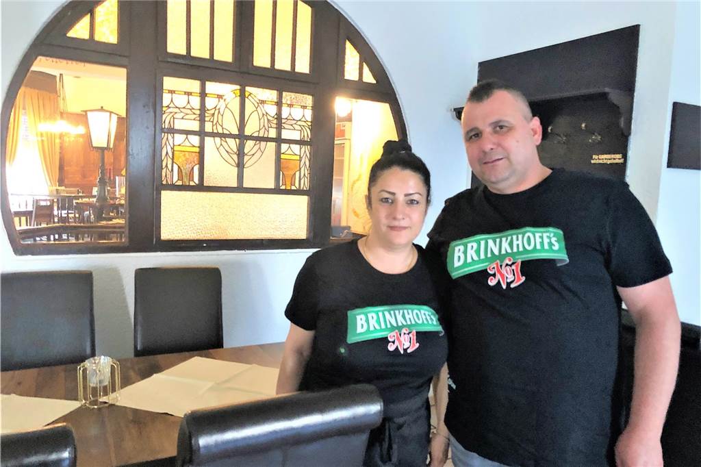 Meg‘er-Restaurant in Lütgendortmund nach nur zwei Monaten geschlossen Im August 2021 kamen Nicoleta-Magdalena Ditescu und ihr Partner Marius Vrabel nach Lütgendortmund. Doch ihr rumänisches Restaurant "Tara Hategului" hielt sich nur eineinhalb Jahre.