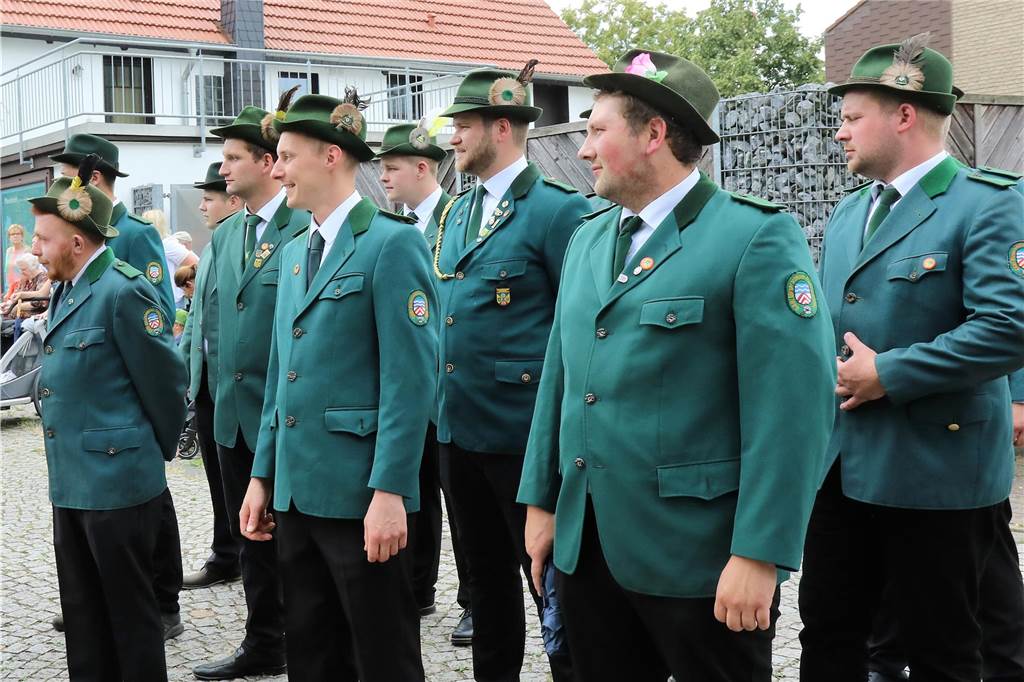Im August feiert der Bürgerschützenverein Flaesheim sein erstes Schützenfest seit 2017. Mit dem Ausmarsch am Wochenende wurde die Saison eröffnet.