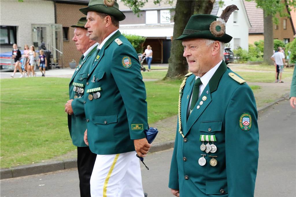Im August feiert der Bürgerschützenverein Flaesheim sein erstes Schützenfest seit 2017. Mit dem Ausmarsch am Wochenende wurde die Saison eröffnet.
