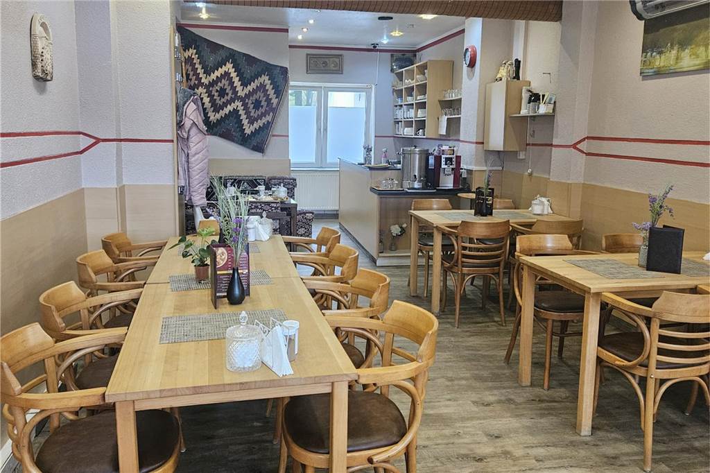 Der Cafébereich der Bäckerei Kaan Pide.