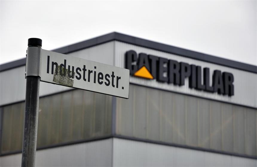 Sprengstoff-Anschlag bei Caterpillar: Urteil gefällt Im Caterpillar-Werk an der Industriestraße gab es im April 2014 eine Sprengstoff-Explosion. Schnell geriet ein ehemaliger Mitarbeiter ins Visier der Ermittler. Der 35-Jährige musste sich vor Gericht verantworten, am Freitag fiel das Urteil.