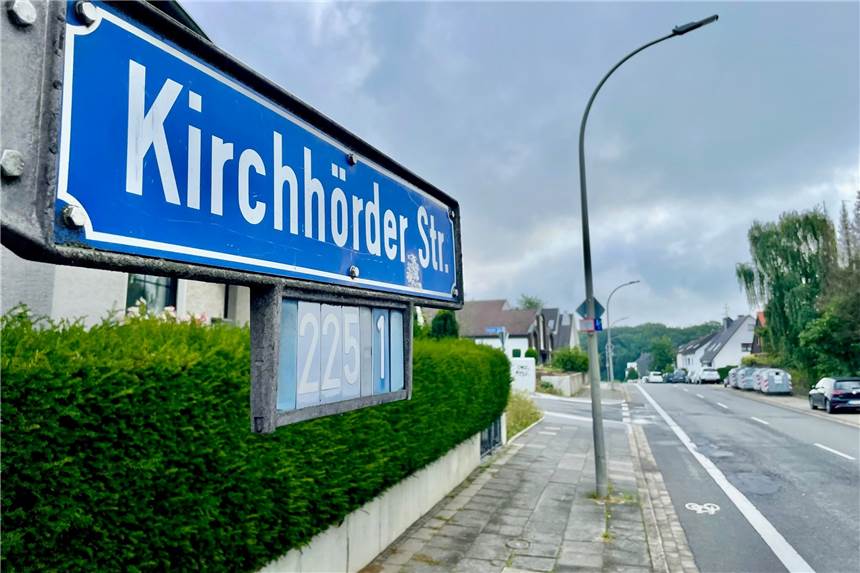 Polizeieinsatz mit Spürhunden: Dortmunderin um 400.000 Euro betrogen Im Dortmunder Süden gab es am Montagmorgen einen größeren Polizeieinsatz.