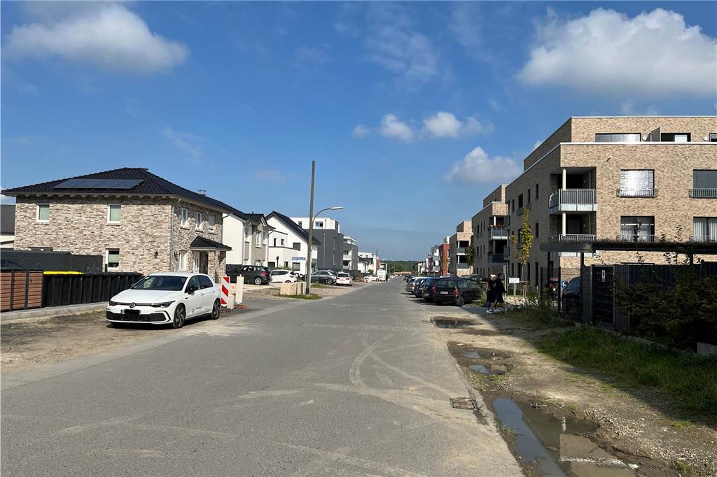 „Kein Verständnis“: Brechtener warten verzweifelt auf Straßenendausbau Im dritten Bauabschnitt des Neubaugebiets Brechtener Heide sind die Straßen noch nicht endausgebaut.