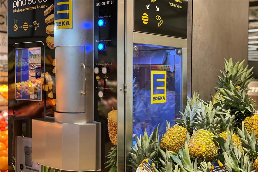 Wiedereröffnung von Edeka Gronemann, Post und Bäckerei: „Ganz großes Kino“ Im Edeka-Markt gibt neben dem bekannten Spargel-Schäl-Automaten nun auch einen Ananas-Schneider.