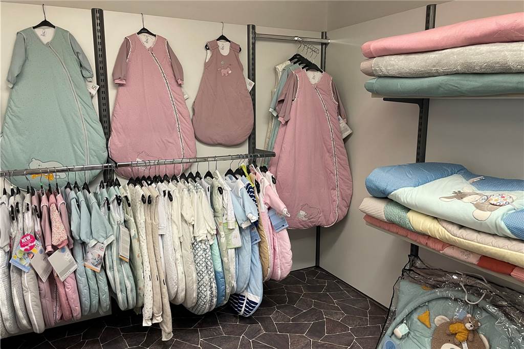 Babyhaus Mönninghoff vor Wiedereröffnung: Sechsfach-Mama ist neue Chefin Im Erdgeschoss werden Schlafsäcke und Co. zu finden sein.
