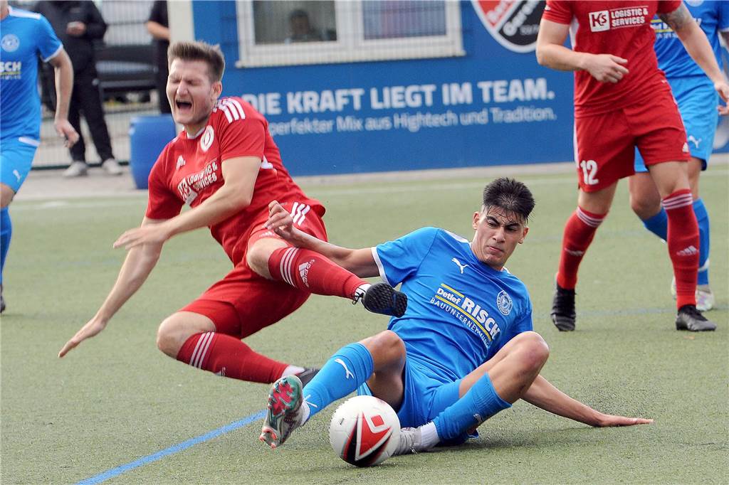 Im ersten Halbfinale der 40. Schwerter Fußball-Stadtmeisterschaft hat der Geisecker SV gegen den VfB Westhofen mit 3:0 gewonnen.