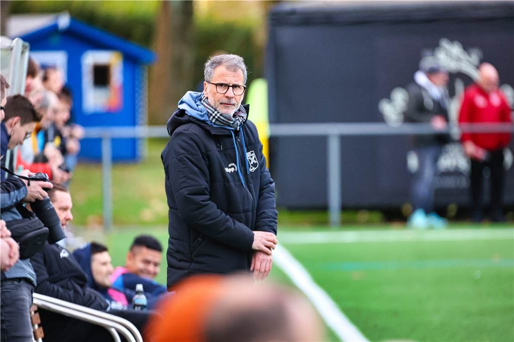 Im ersten Testspiel des Jahres 2023 kam der Westfalenligist Wacker Obercastrop zu einem 1:1 (1:0) gegen den Regionalligisten SG Wattenscheid 09. Kevin Holz hatte auf Vorlage von Elvis Shala zum 1:0 getroffen.