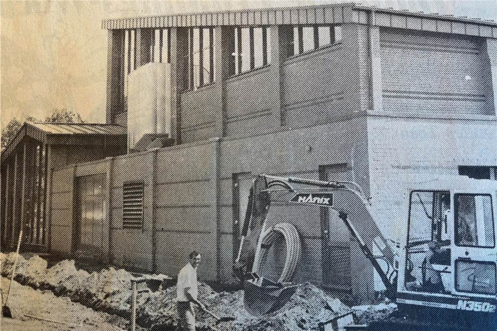 Mehrzweckhalle: Bau war begleitet von Streit, Pleite und Pannen Bauarbeiten an der Mehrzweckhalle