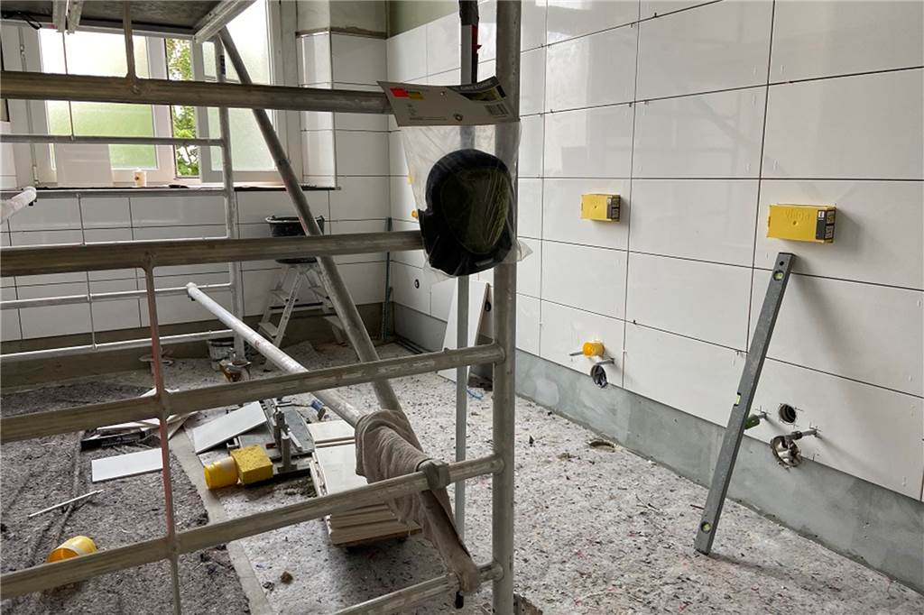Millionenprojekt: So laufen die Schul-Sanierungen in Castrop-Rauxel Im Gebäude des Adalbert-Stifter-Gymnasiums sind die Arbeiten derzeit in vollem Gange.