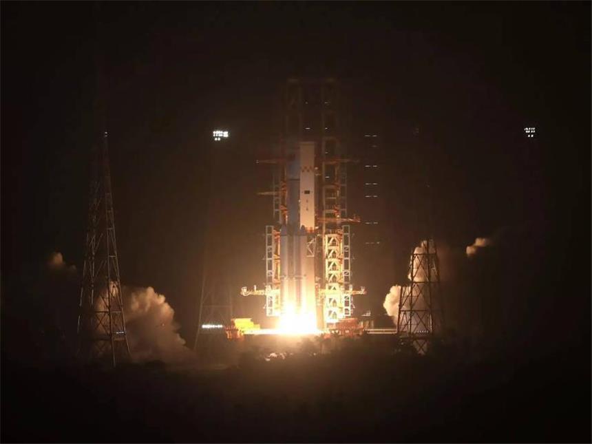China startet Bau eigener Raumstation Im Gegensatz zu der 200 Tonnen schweren ISS soll Chinas Raumstation kleiner ausfallen und nur 66 Tonnen wiegen. Foto: Ju Zhenhua