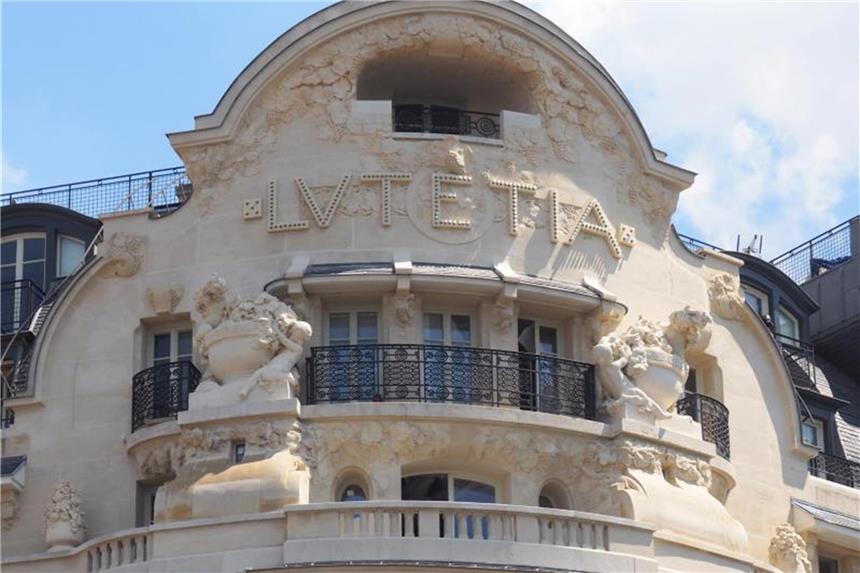 Legendäres „Lutetia“ öffnet wieder Im Grandhotel „Lutetia“ in Paris waren bereits zahlreiche Promis einquartiert. Nach jahrelangem Umbau öffnet die Luxusherberge nun wieder ihre Pforten. Foto: Christian Böhmer
