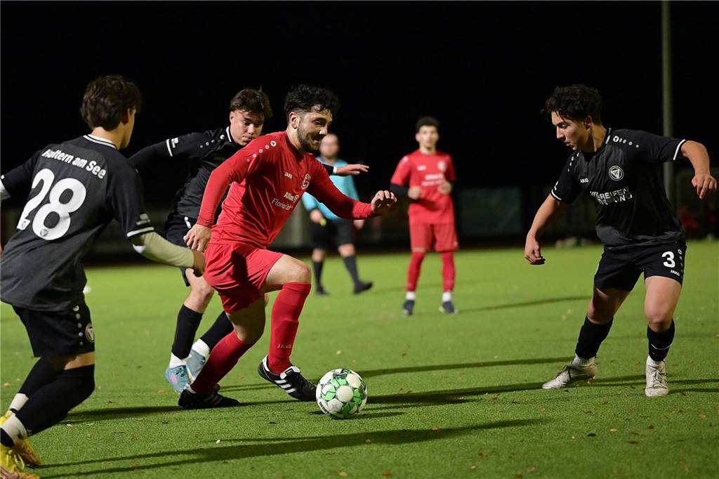 Spvgg. Erkenschwick unterliegt gegen TuS Haltern: Die besten Bilder vom Pokal-Halbfinale Im Halbfinale des Kreispokals standen sich die A-Junioren von Spvgg. Erkenschwick und TuS Haltern auf der Jule-Ludorf-Sportanlage gegenüber. Der Gast setzte sich etwas zu deutlich mit 4:0 durch und zog ins Endspiel ein.