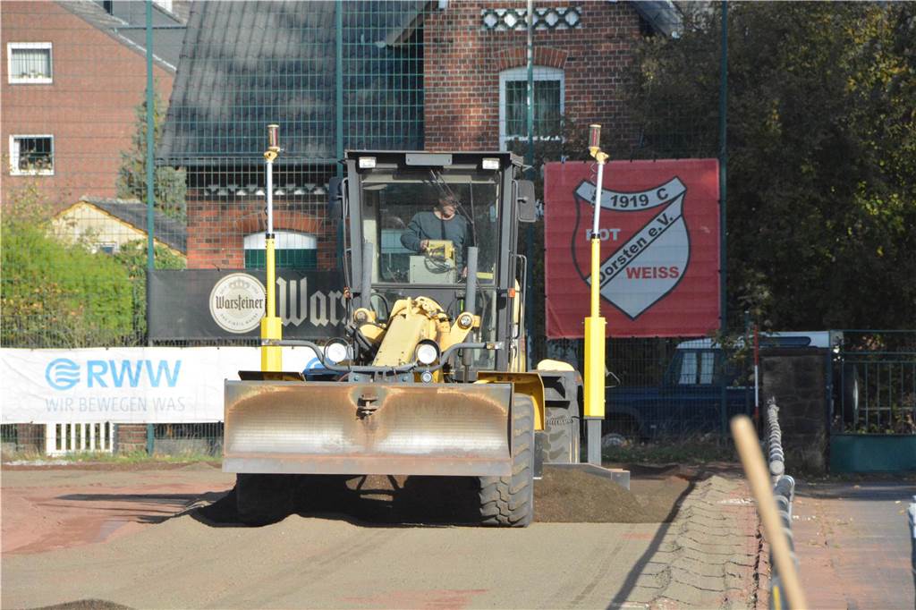 FC Rot-Weiss Dorsten bestätigt neuen Kurs: Mitglieder wählten neues Führungsteam Bagger am Jahnplatz