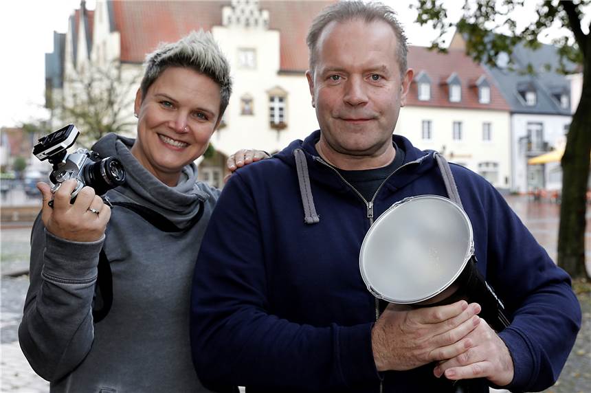 Im Herbst waren Jenny und Christian Grube mit ihrem Fotoequipment in Haltern unterwegs und porträtierten 60 Halterner Bürger. Jetzt werden ihre Fotos ausgestellt.