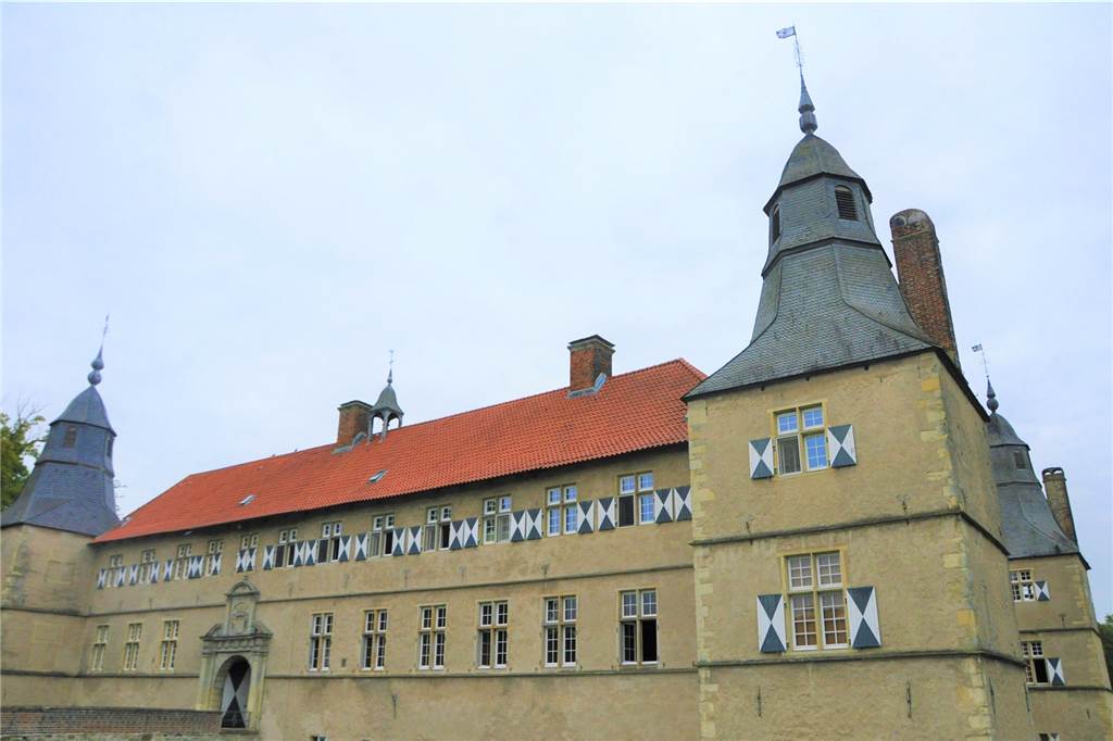 Im idyllisch gelegenen Schloss Westerwinkel kommen Klassik-Freunde auf ihre Kosten.