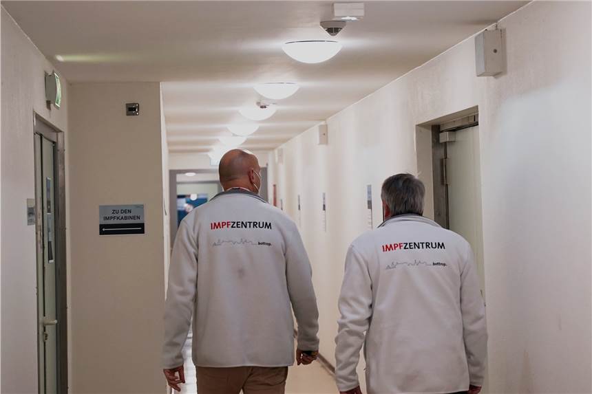 Impfung mit Novavax: Bottroper Impfzentrum startet Terminvergabe Im Impfzentrum am Südring geht es mittlerweile ruhig zu. Das sind aber keine schlechten Nachrichten.