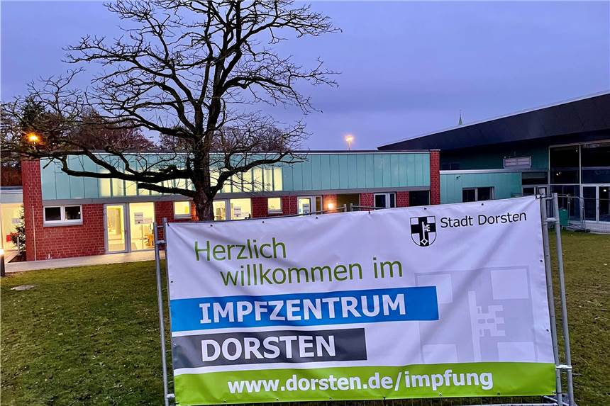 Impfzentrum in Dorsten weitet ab Mittwoch die Kapazitäten aus Im Impfzentrum Dorsten werden die Kapazitäten ab 8. Dezember deutlich erhöht. Termine können ab Samstag gebucht werden.