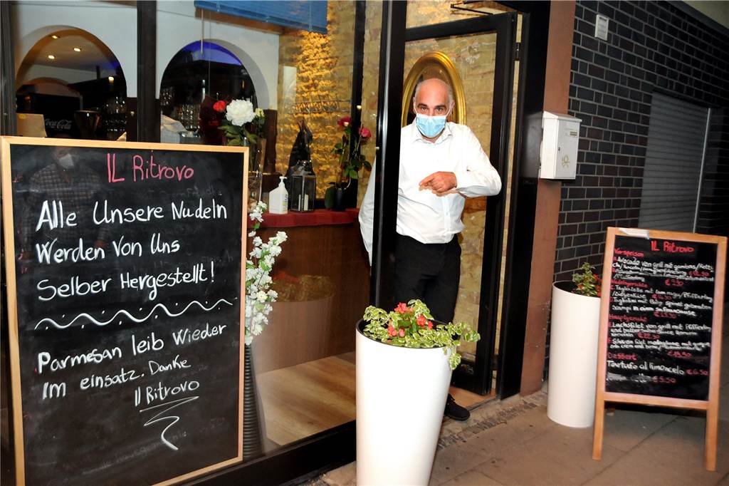 Wie in Italien: So macht das Il Ritrovo am Schwerter Bahnhof seine Nudeln selbst Im italienischen Restaurant Il Ritrovo an der Beckestraße werden alle Nudeln selbst hergestellt, wie die Speisekarte verrät.