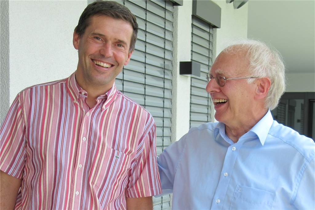Im Jahr 2009 zog die Praxis von Dr. Holger Knapp und Dr. Franz-Josef Jasper um in den Neubau am Ickerner Markt.