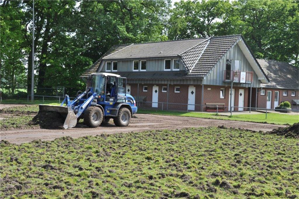 Finales Mosaikstück: Beregnungsanlage für RWN-Platz Nummer zwei Hier, im Jahr 2014, nahm das Elend auf Platz Nummer zwei seinen Anfang. Alle Klubmitglieder hoffen, dass der Ärger jetzt endlich ein Ende haben wird.