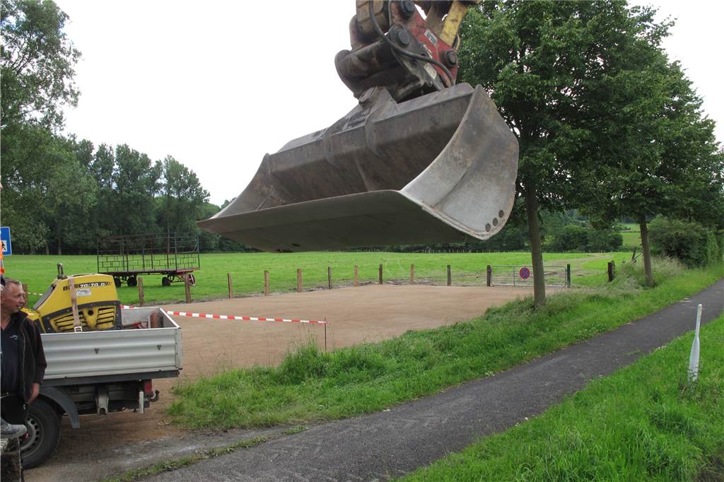 Wanderparkplatz in Werne oft überfüllt: Weitere Stellplätze in Planung Im Juni 2014 wurde der Wanderparkplatz an der Varnhöveler Straße in Werne-Langern erweitert um etwa sieben zusätzliche Plätze.