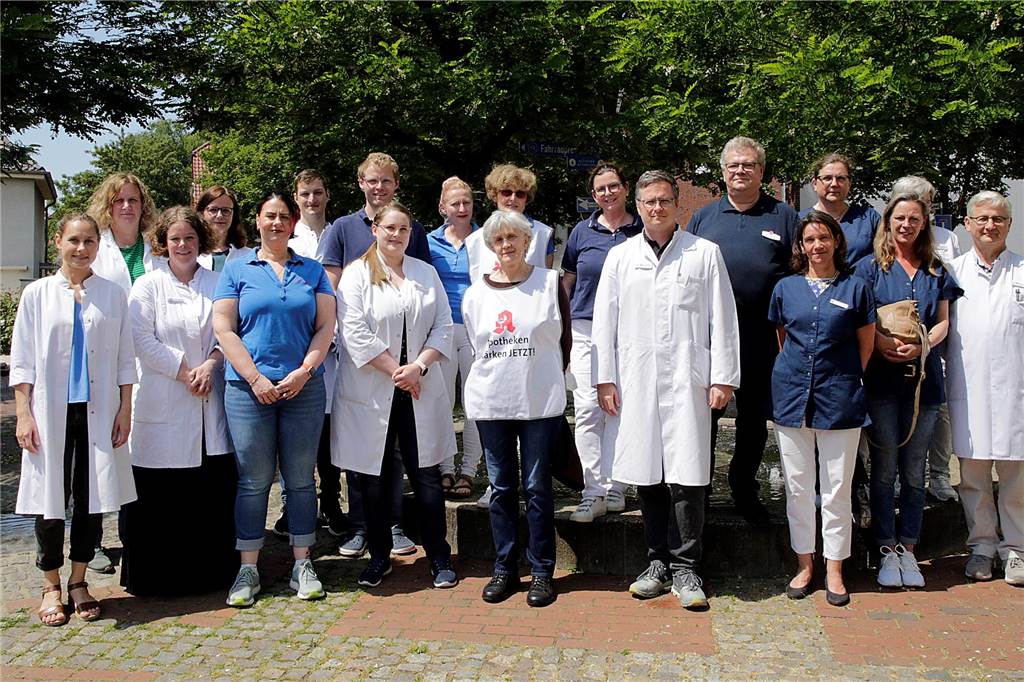 Arztpraxen und Apotheken bleiben aus Protest für einen Tag geschlossen Im Juni hatten viele Halterner Apotheker erstmals aus Protest ihre Apotheken geschlossen.