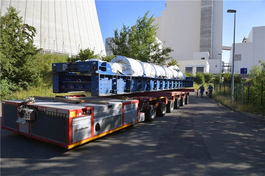 Schnelle Reparatur: Trianel-Kraftwerk kann bald wieder zurück ans Netz Im Juni wurde der Rotor zur Reparatur abtransportiert. Am Samstag (1.8.) kehrte er ins Trianel-Kraftwerk nach Lünen zurück.