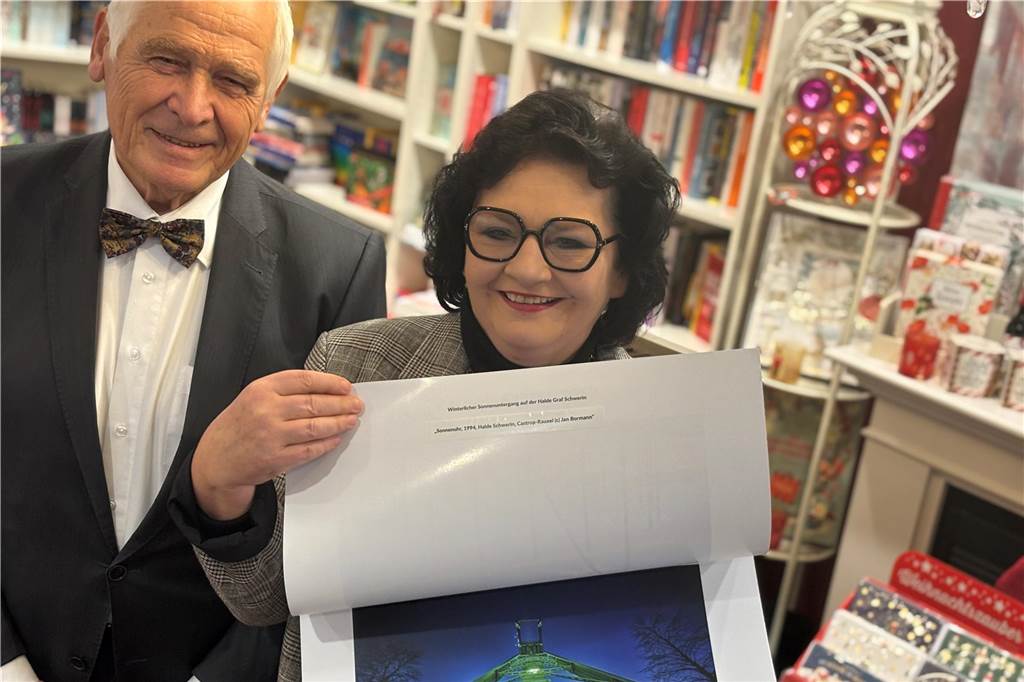 Bormann-Anwalt Jan Froehlich: „Unaufrichtig und gewollt herabsetzend“ Im Kalender-Streit vertritt Rechtsanwalt Josef Schneiders Martina Tielker und Peter Hoffmann gegen die Abmahnung von Jan Froehlich. Auf der Rückseite des Titelblatts ist nun ein Urheber-Vermerk auf einem Aufkleber angebracht.