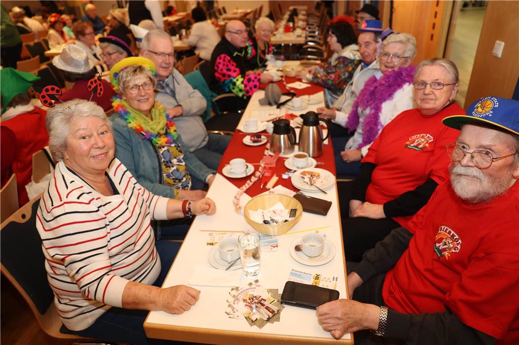 Im Kolpingsaal wurde am Samstag (15. Februar) der Werner "Karneval mit Kaffeeklatsch" gefeiert.