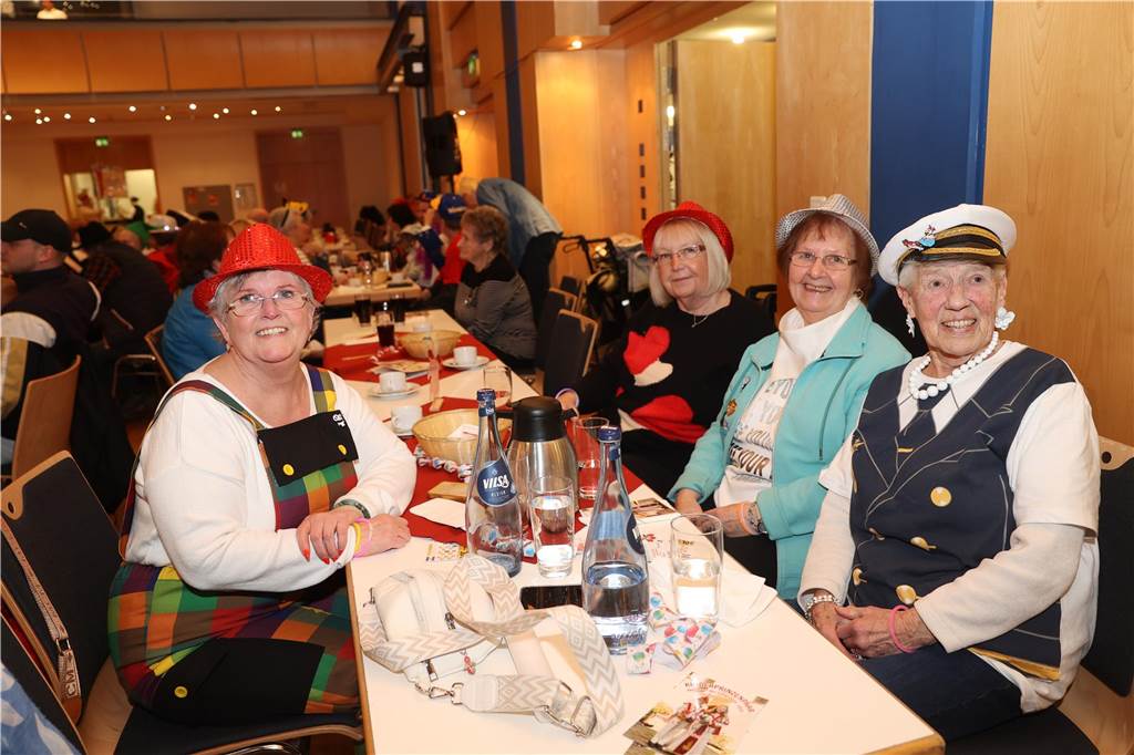 Im Kolpingsaal wurde am Samstag (15. Februar) der Werner "Karneval mit Kaffeeklatsch" gefeiert.