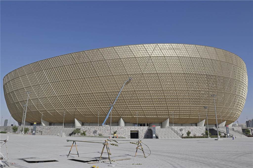 Dorstener fährt zur WM: "Was soll ich kleines Licht schon machen?" Lusail-Stadion Katar