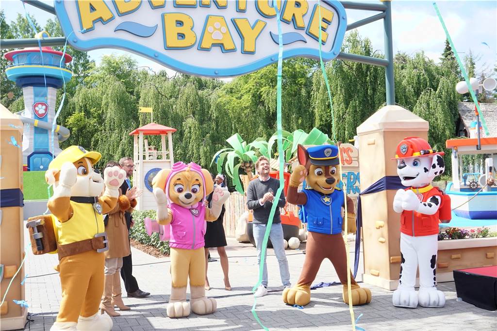 Movie Park will in die Champions League der deutschen Freizeitparks Im Mai wurde die neue Paw Patrol-Themenwelt im Movie Park eröffnet.