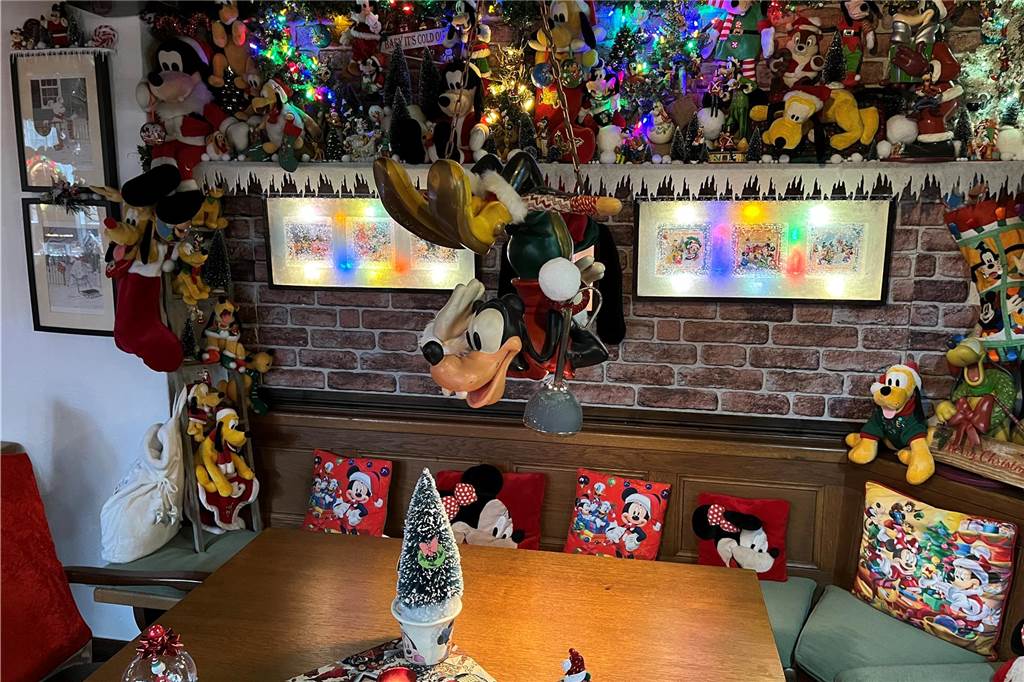 Im Mickey-Mouse-Zimmer verstecken sich unzählige Details.