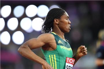 Im Mittelpunkt der Debatte über Hyperandrogenismus und Intersexualität: Caster Semenya. Foto: Bernd Thissen/dpa