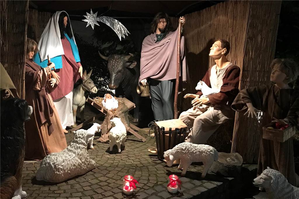 Alle Infos zum Weihnachtsmarkt 2023 im Überblick Im Werner Museumsgarten steht eine lebensgroße Weihnachtskrippe, aufgebaut vom Verkehrsverein Werne.