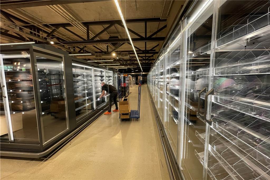 Edeka Gronemann baut um: „Es gab mehrere Schockmomente“ Im neuen Edeka-Markt wird es mehr Platz für Kühl- und Tiefkühlprodukte geben.