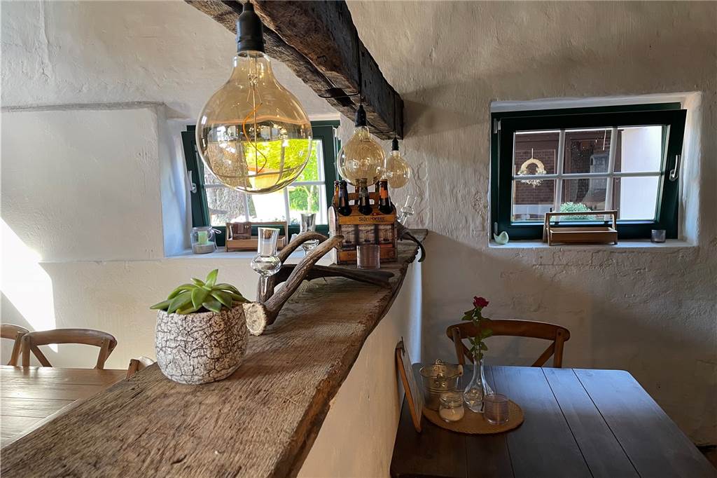 Im neuen Scheunencafé von Hof Menken standen bis vor ein paar Monaten noch Pferde und Schweine.