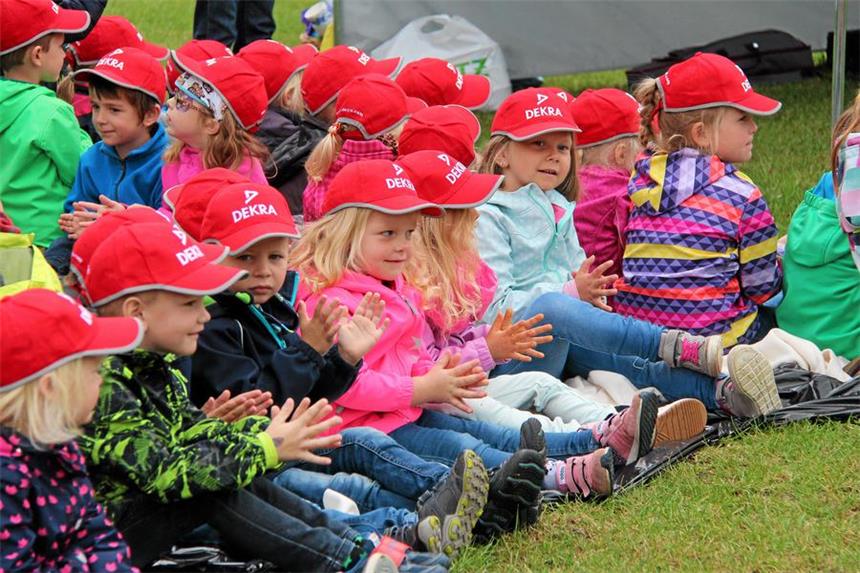 Im Olfener Stadtpark feierten über 300 Kindergartenkinder den Weltkindertag. 