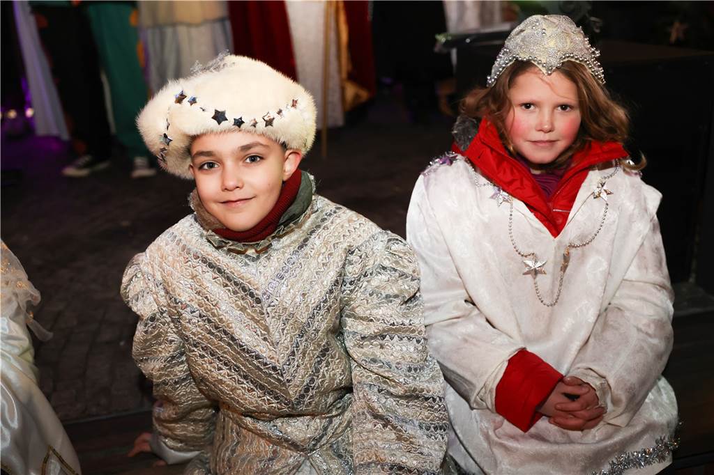 Im Pavillon am Alten Markt trugen Kinder Gedichte und Lieder vor.