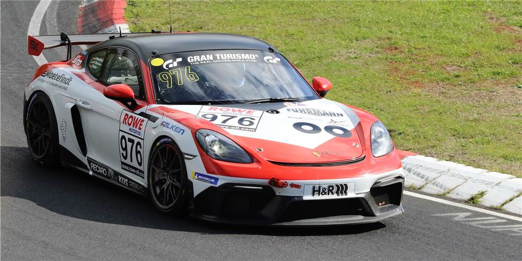 Große Enttäuschung: Oberheim erlebt bitteres Rennen trotz starker Leistung Im Porsche 718 Cayman GT4 CS lieferte Moritz Oberheim stark ab. Belohnt wurde der Schermbecker am Ende trotzdem nicht.