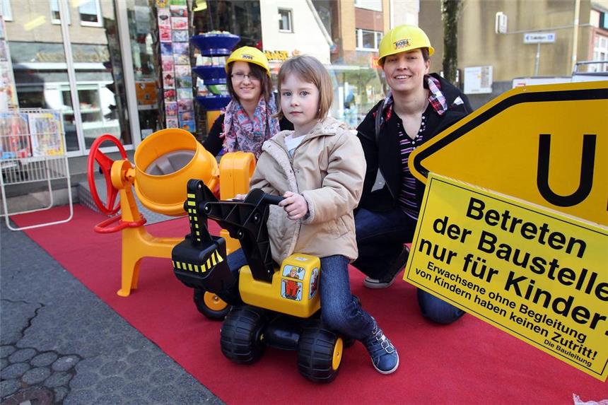 Pachtvertrag läuft aus - Was wird aus Weischer? Im Rahmen der Innenstadtsanierung gab es das Abenteuer Baustelle bei Weischer. Wie es im kommenden Jahr mit dem Spielwarenfachgeschäft weitergeht, ist noch nicht bekannt.