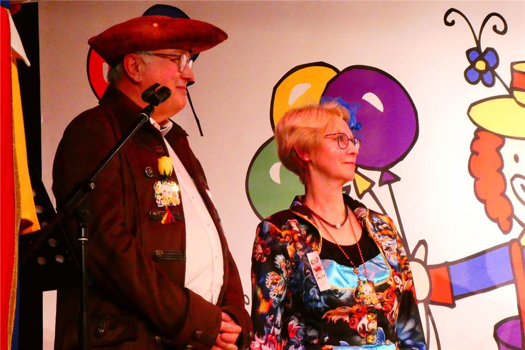 Im Saal und auf der Bühne herrschte gute Stimmung