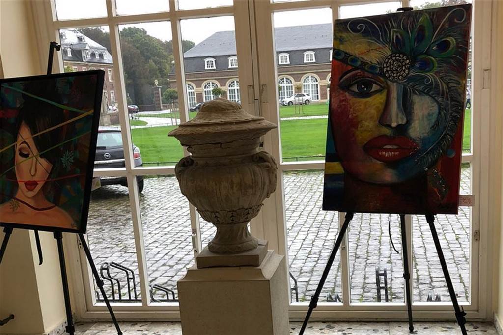 Lüner Innenstadt: Neues Leben zieht in frühere Christliche Bücherstube Im Schloss Nordkirchen stellen die Künstlerinnen des Künsterlbund(t)s regelmäßig aus.