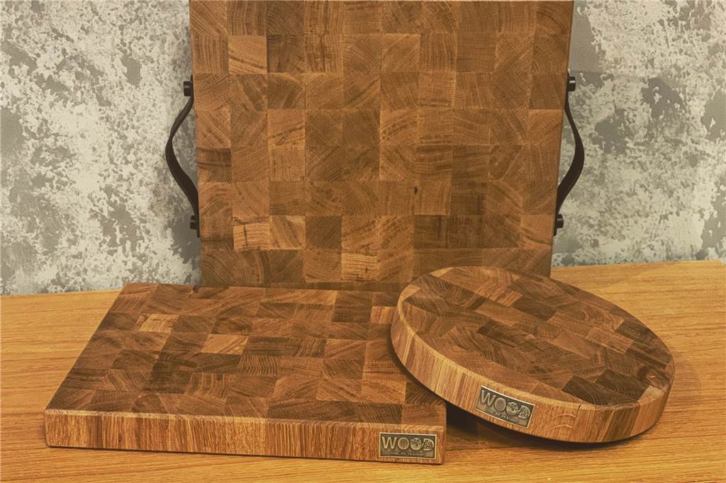 Lünen statt Düsseldorf: Besondere Holzprodukte ziehen ins Bürohaus Brauch Im Sortiment von „Woodstyle360“ gibt es unter anderem Schneidebretter in besonderer Optik.