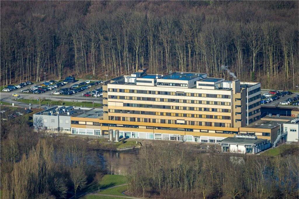 Krankenhausreform in Lünen und Werne: Schnelle Entscheidungen gefordert Im St. Chrisopherus Krankenhaus Werne sollen bei der Reform auch die Mitarbeitenden ins Boot geholt werden, wünscht sich der Geschäftsführer Clemens Galuschka.